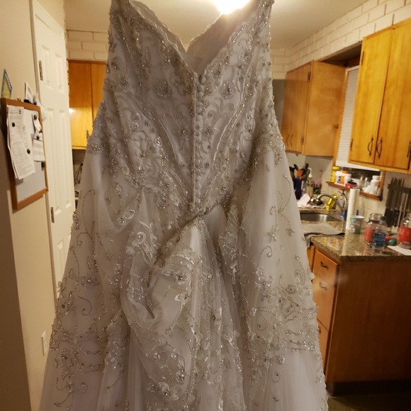 Jasmine Coutour Bridal Gown Ivory - Picture 2 of 6